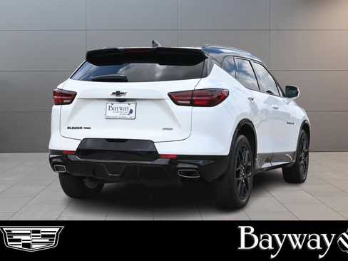 Used 2023 Chevrolet Blazer RS w/ Driver Confidence II Package AWD/4WD image 5