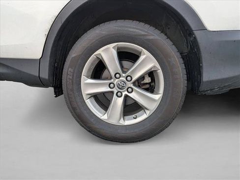 Used 2015 Toyota RAV4 XLE FWD image 13