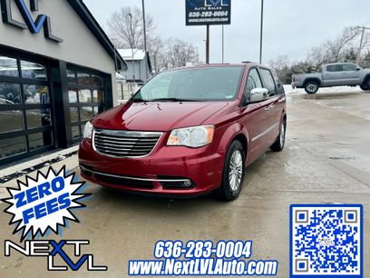 Used 2013 Chrysler Town & Country Touring-L w/ Driver Convenience Group