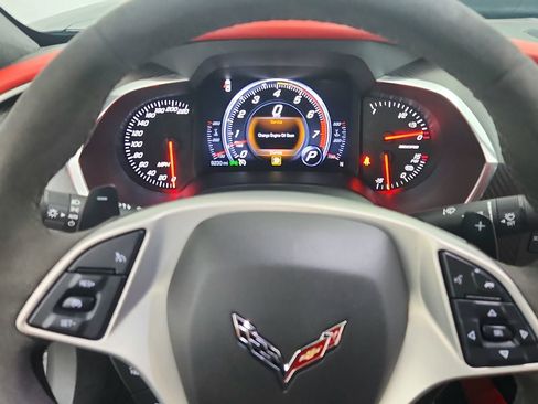 Used 2018 Chevrolet Corvette Z06 RWD image 18