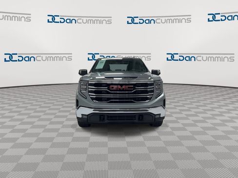 Used 2026 GMC Sierra 1500 SLT AWD/4WD image 3