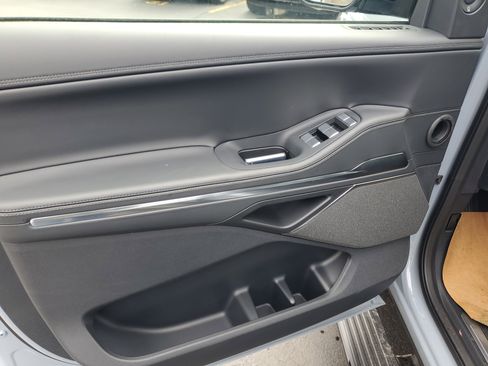 New 2025 Lincoln Navigator L Reserve w/ Jet Appearance Package image 8