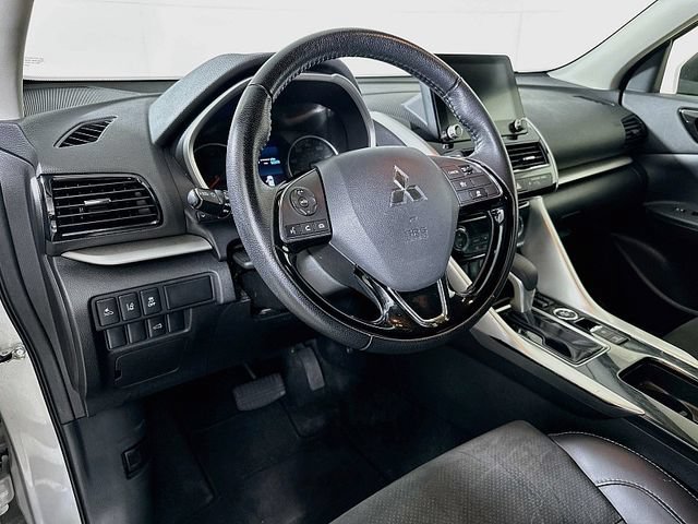 Used 2024 Mitsubishi Eclipse Cross SE AWD/4WD image 9