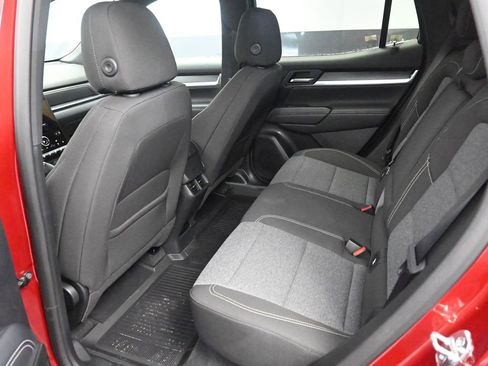 New 2026 GMC Terrain Elevation w/ Technology Package II AWD/4WD image 16