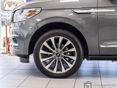 Used 2021 Lincoln Navigator L Reserve w/ Luxury Package AWD/4WD image 7