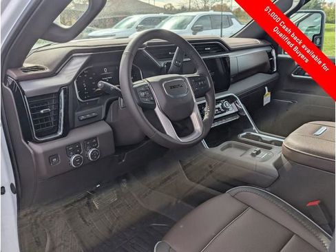 New 2026 GMC Sierra 2500 Denali w/ Denali Reserve Package image 14