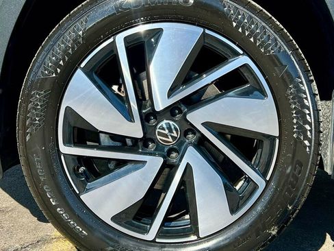 Used 2024 Volkswagen Atlas SEL image 37