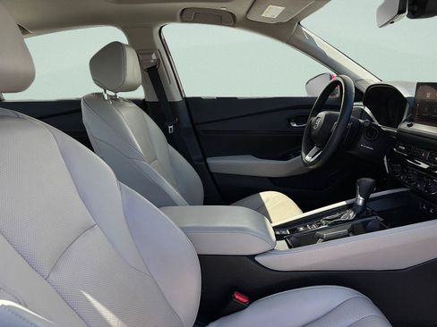 Certified 2024 Honda Accord Touring image 40