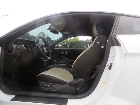 Used 2015 Ford Mustang GT w/ GT Performance Package RWD image 9