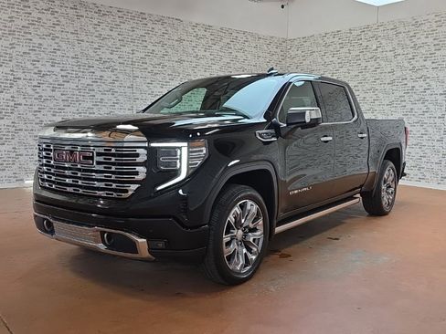Used 2023 GMC Sierra 1500 Denali w/ Denali Reserve Package image 3