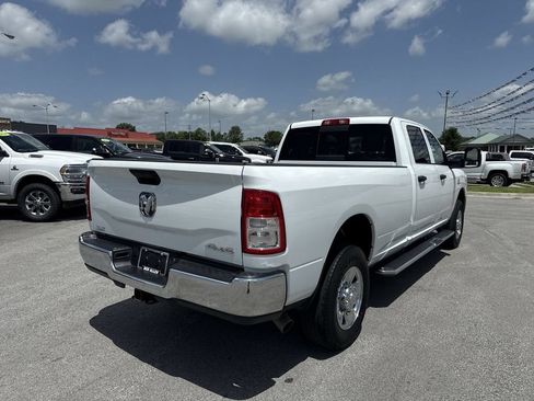 Used 2024 RAM 3500 Tradesman w/ Chrome Appearance Group AWD/4WD image 13