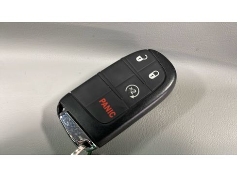 Used 2022 Jeep Compass Limited AWD/4WD image 19