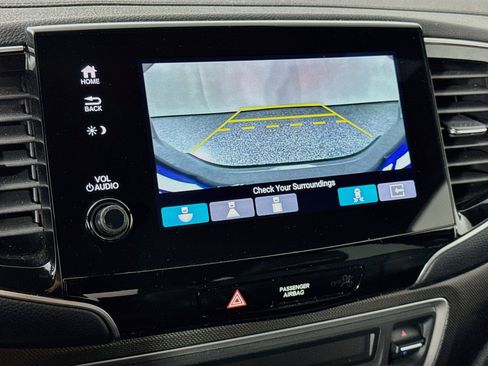 Certified 2023 Honda Passport TrailSport image 14