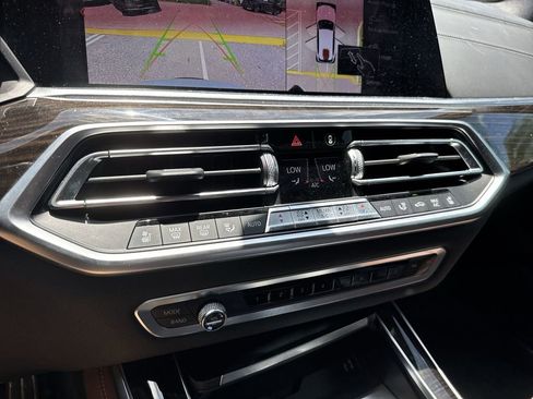 Used 2019 BMW X5 xDrive50i w/ M Sport Package AWD/4WD image 50