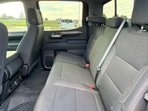 Used 2024 Chevrolet Silverado 1500 LT AWD/4WD image 13