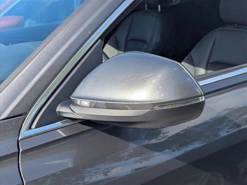 Used 2022 Audi Q8 Prestige image 14