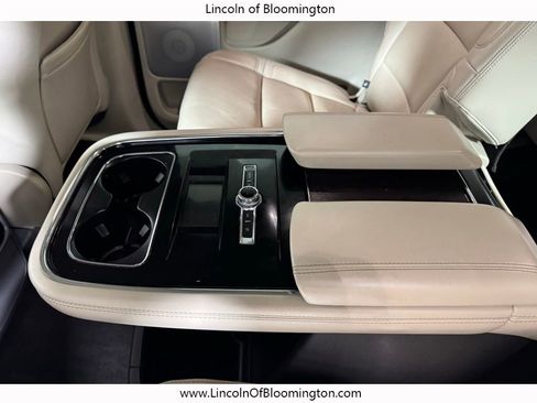 Used 2020 Lincoln Navigator L Reserve w/ Luxury Package image 51