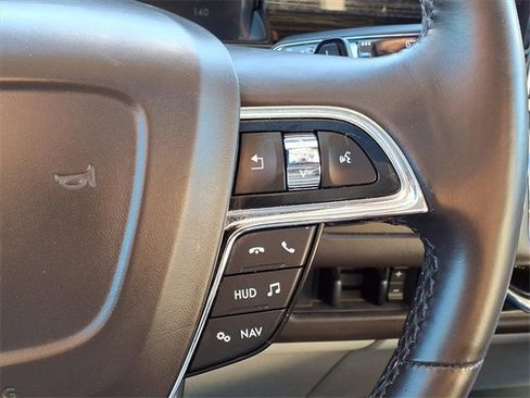 Used 2020 Lincoln Navigator Black Label w/ Cargo Convenience Package image 16