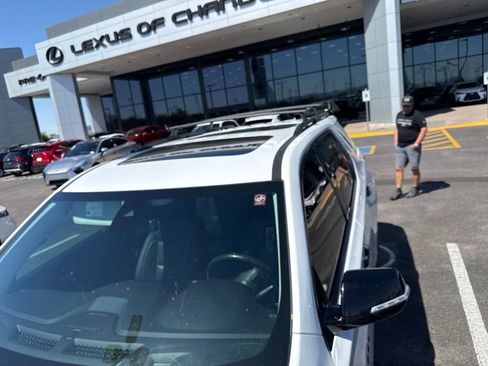 Used 2019 Chevrolet Traverse Premier w/ Redline Edition FWD image 4