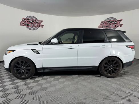 Used 2017 Land Rover Range Rover Sport HSE image 4