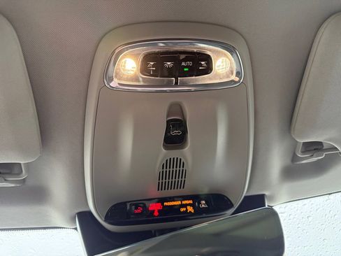 Used 2022 Volvo XC90 T6 Momentum image 23