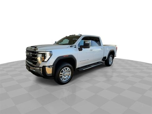 Certified 2024 GMC Sierra 2500 SLT w/ SLT Premium Package image 4