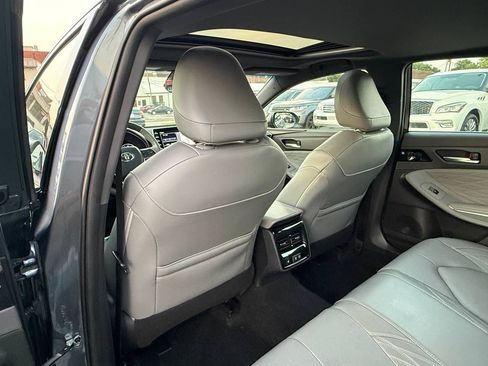 Used 2019 Toyota Avalon Limited w/ Advanced Safety Package FWD image 35