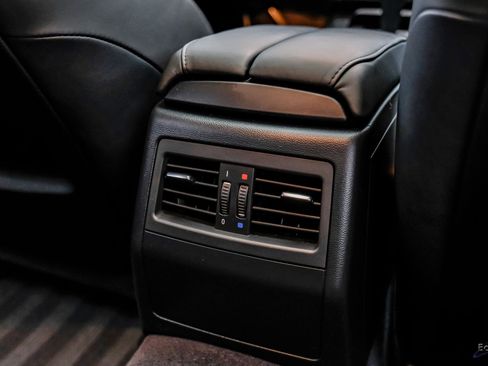 Used 2011 BMW M3 Sedan RWD image 84
