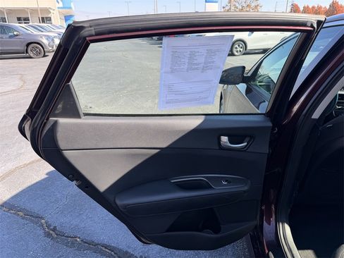 Used 2019 Kia Optima LX image 10