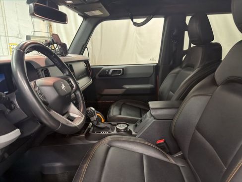 Used 2023 Ford Bronco Badlands AWD/4WD image 15