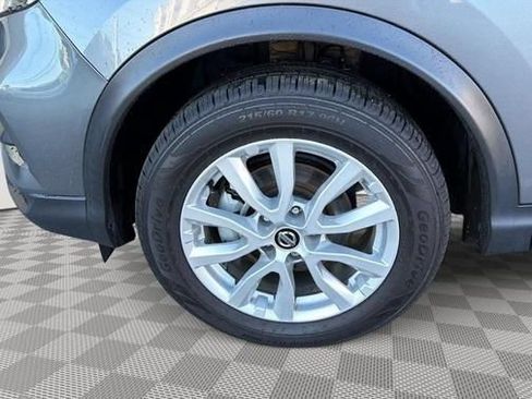Used 2022 Nissan Rogue Sport SV AWD/4WD image 13