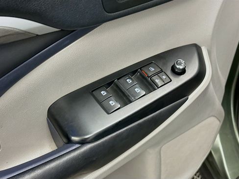 Used 2017 Toyota Highlander Limited Platinum AWD/4WD image 15