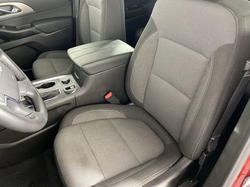 Certified 2023 Chevrolet Traverse LT image 24