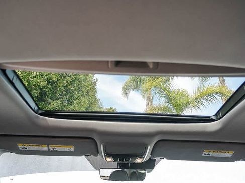 Used 2023 Honda Ridgeline RTL-E image 18