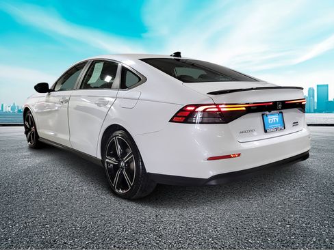 Certified 2023 Honda Accord Sport image 3