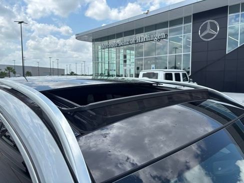 Used 2021 Mercedes-Benz GLB 250 image 7