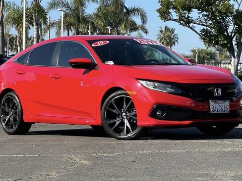 Used 2019 Honda Civic Sport image 2