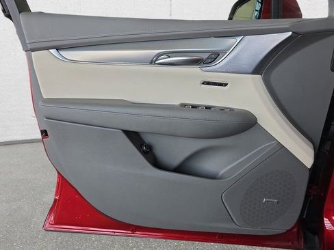 Certified 2024 Cadillac XT5 Premium Luxury w/ LPO, Floor Liner Package image 26