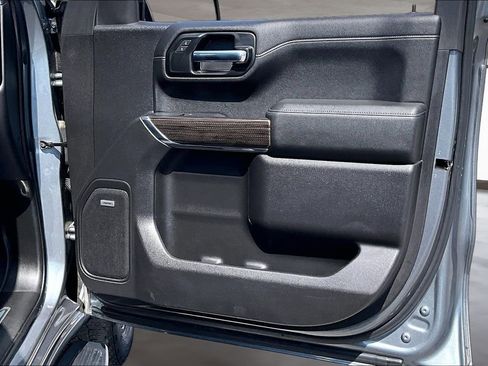 Used 2020 Chevrolet Silverado 1500 RST AWD/4WD image 28