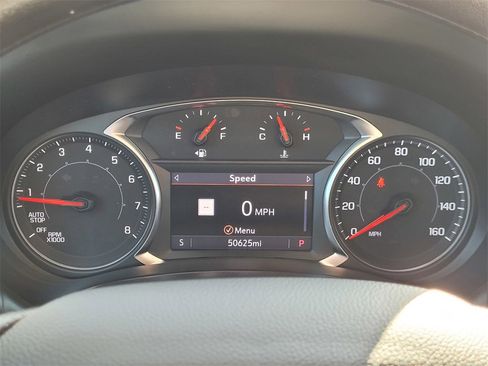 Used 2022 GMC Terrain SLE w/ Driver Convenience Package image 12