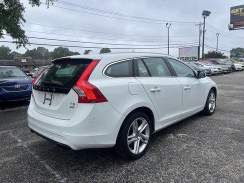 Used 2015 Volvo V60 T5 Premier AWD/4WD image 5