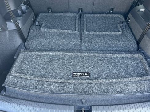 Certified 2023 Volkswagen Tiguan SE FWD image 16