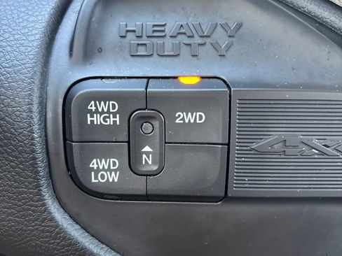 Used 2024 RAM 2500 Laramie w/ Towing Technology Group AWD/4WD image 13