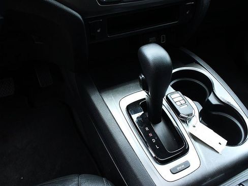 Used 2019 Honda Pilot EX-L image 12