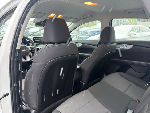 Used 2023 Kia Forte LXS image 12