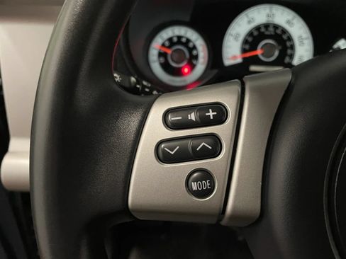 Used 2014 Toyota FJ Cruiser 2WD w/ Convenience Package image 19