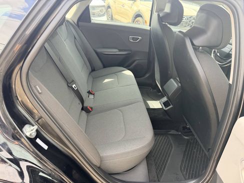 Used 2025 Kia K4 FWD image 16