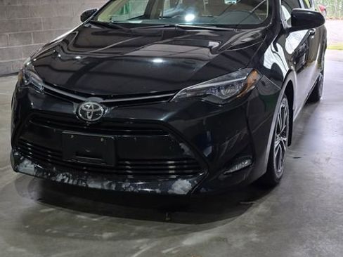 Used 2017 Toyota Corolla LE w/ LE Premium Package w/Moonroof image 1
