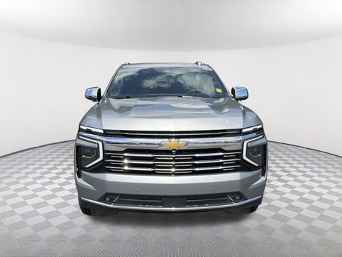 Used 2025 Chevrolet Tahoe Premier AWD/4WD image 2
