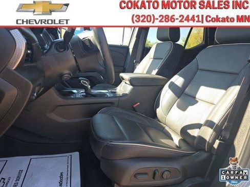 Used 2023 Chevrolet Traverse Premier w/ Redline Edition AWD/4WD image 13